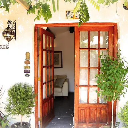 Bed & Breakfast River Ebro Holidays